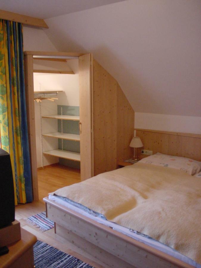Pension - Bauernhof Sankt Lorenzen ob Murau Bagian luar foto