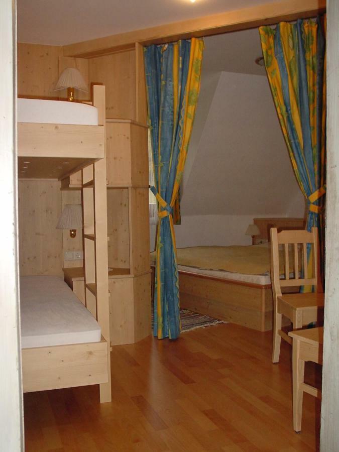 Pension - Bauernhof Sankt Lorenzen ob Murau Bagian luar foto